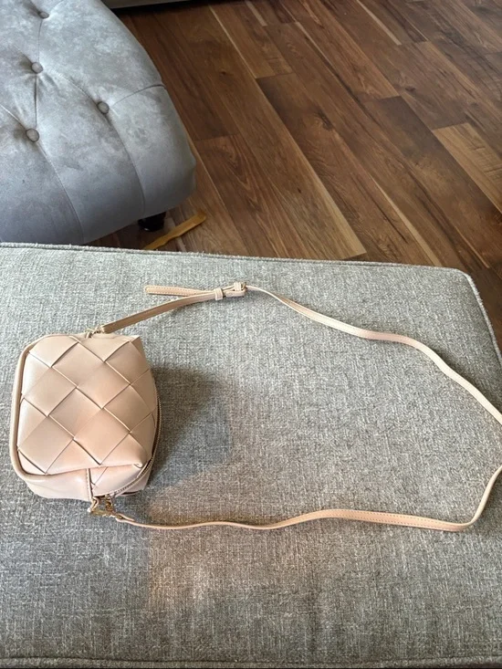 a new day Blush Pink Woven Crossbody Bag - Picture 7 of 9
